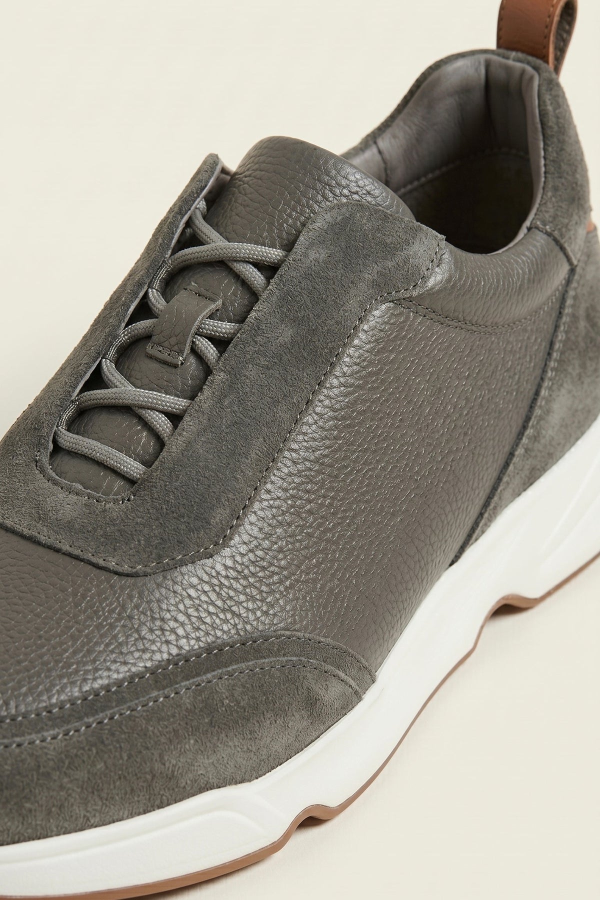 Livorno Leather Slip-On Runner Dark Grey