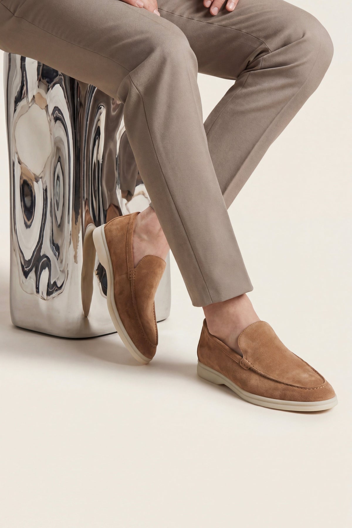 Milano Classic Loafer Suede Camel Brown