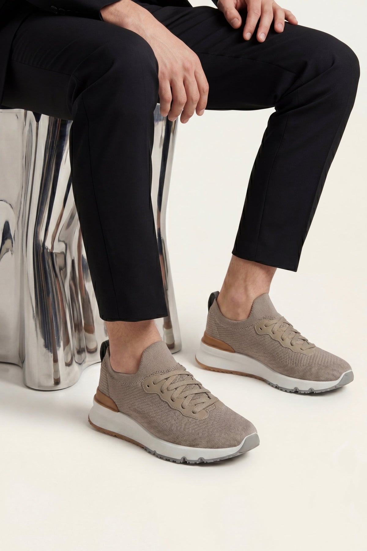 Vicenza Mesh Runner Taupe Grey
