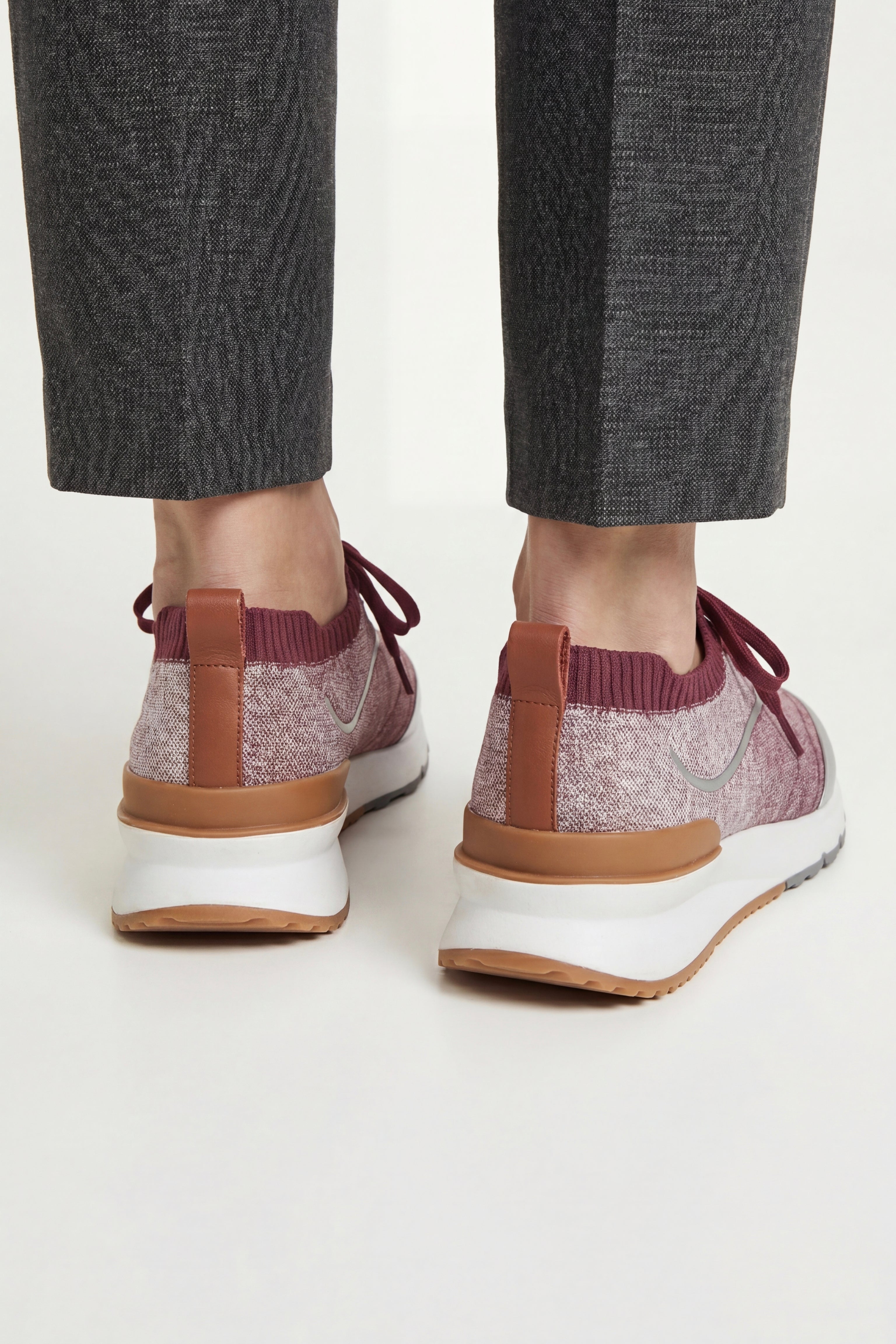Firenze Knit Runner Burgundy Red