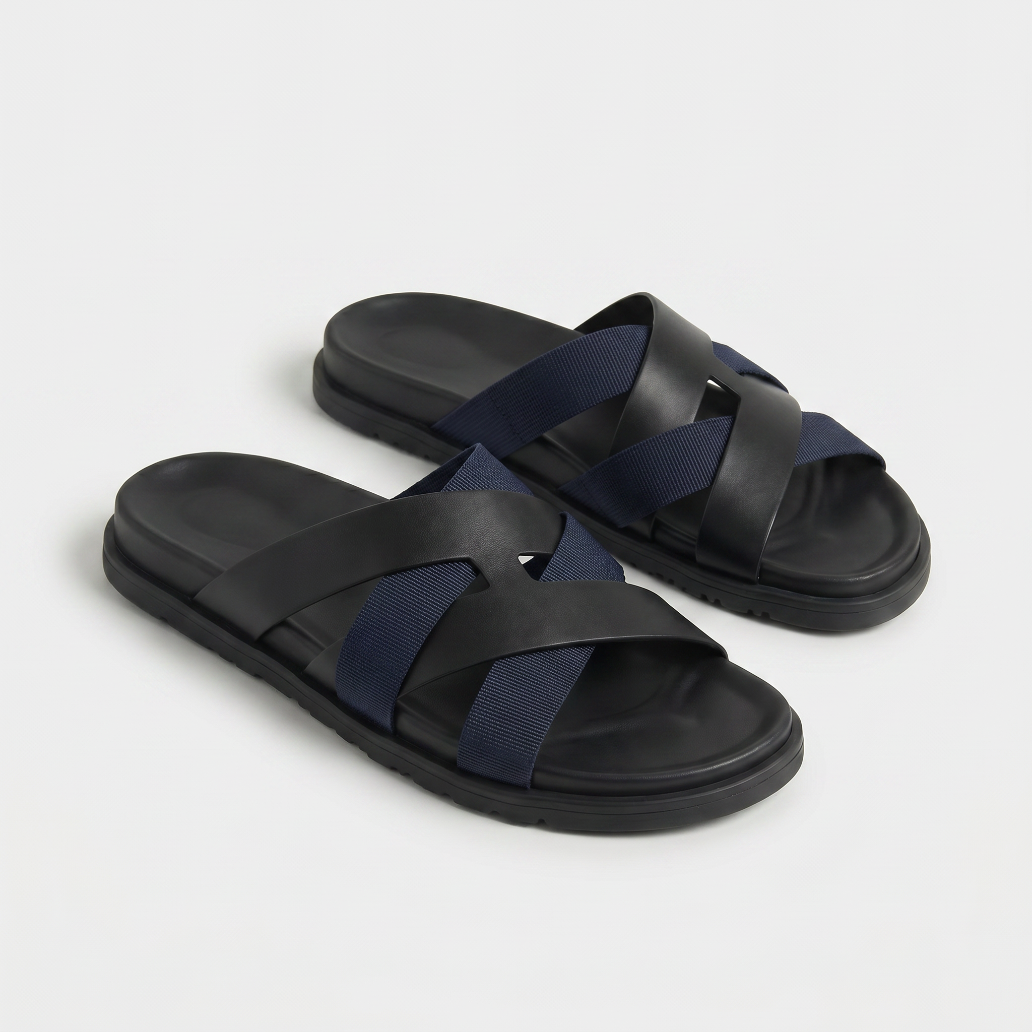 Riviera Cross Sandal Black/Navy