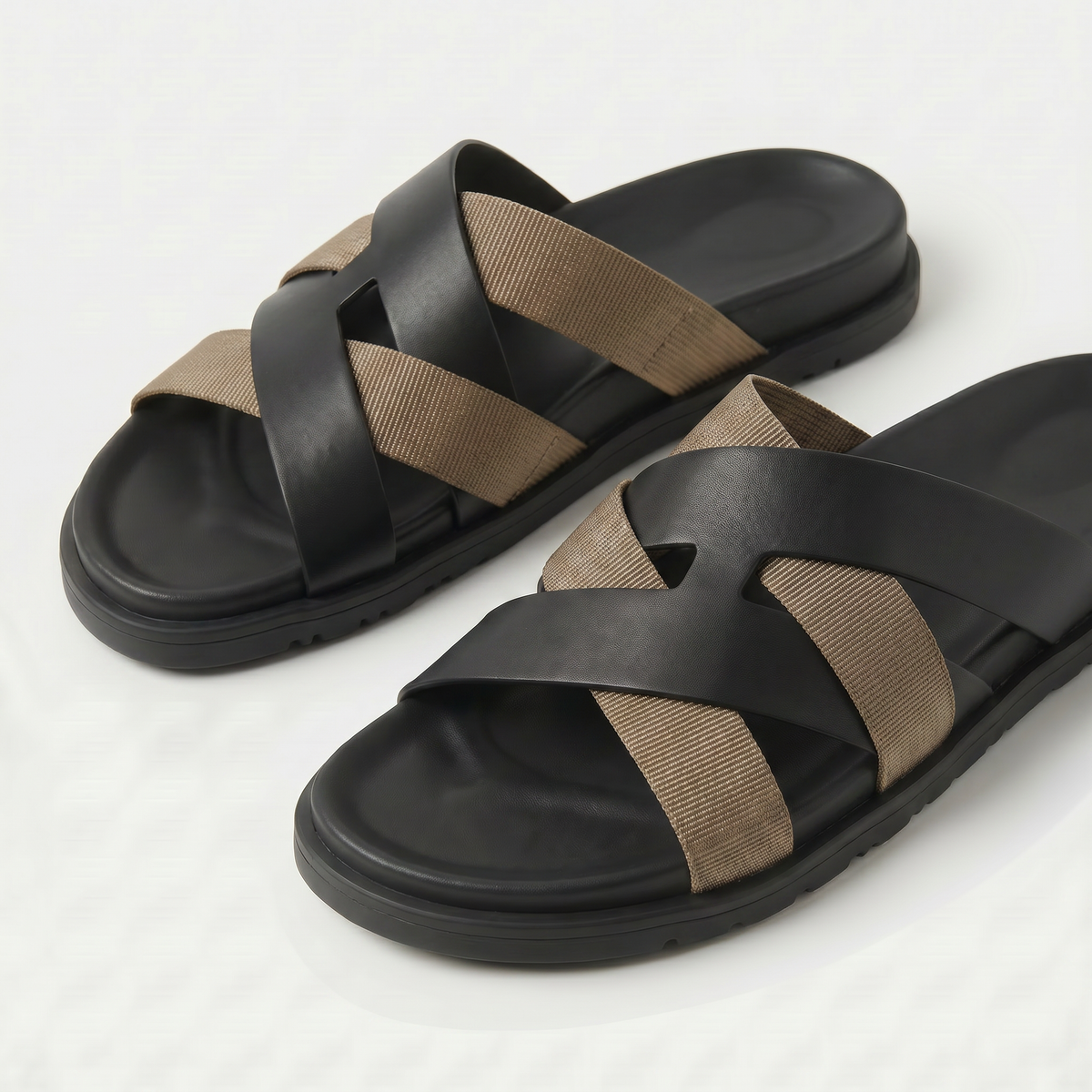 Riviera Cross Sandal Black/Tan