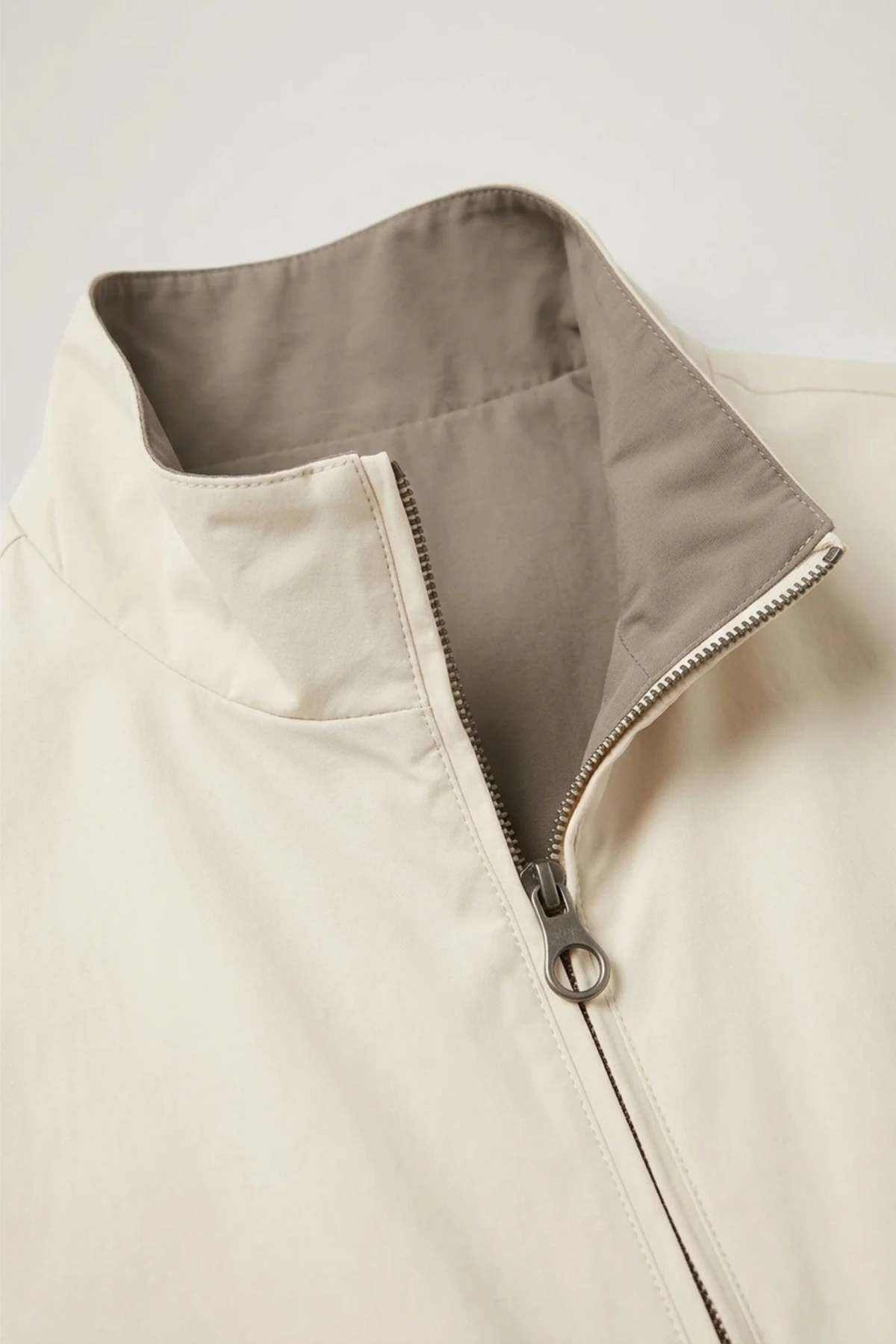 Bergamo Reversible Gilet Cream Taupe