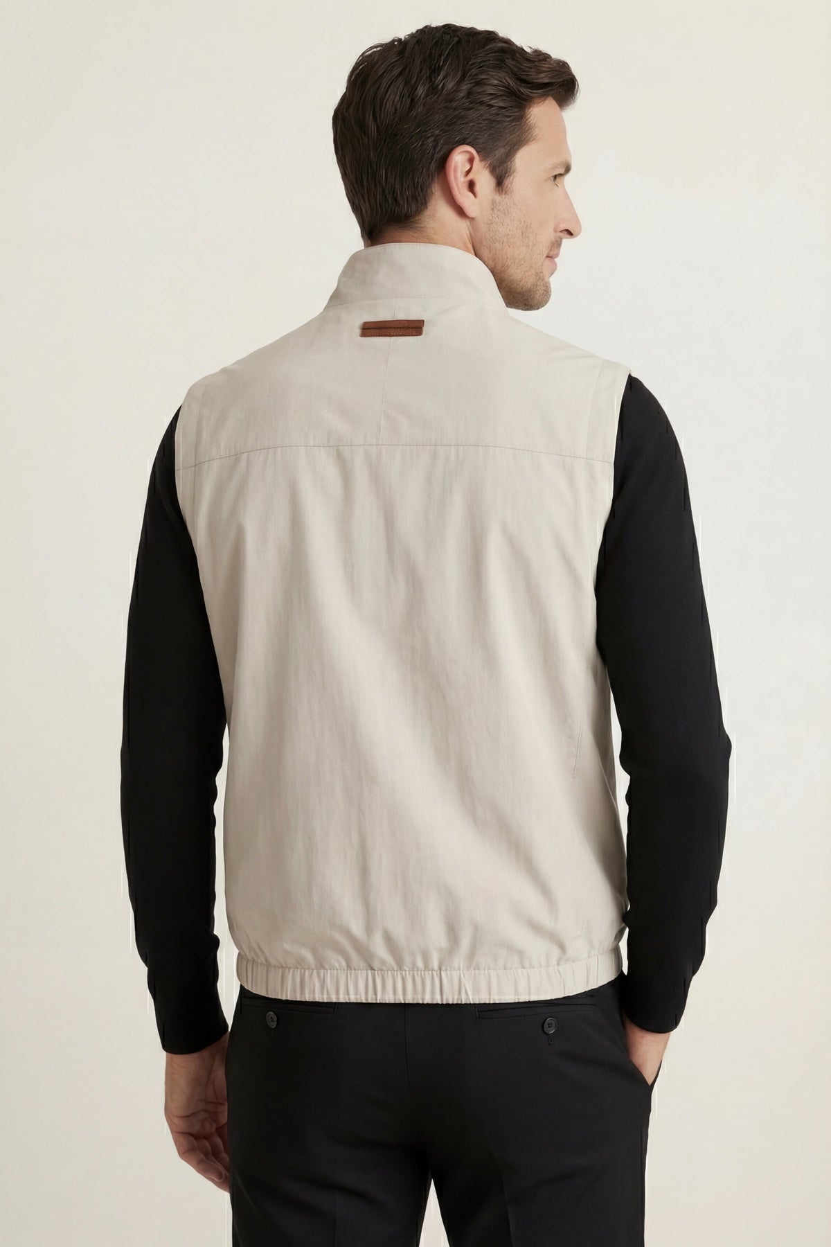 Lecco Stand-Collar Zip Vest Sand