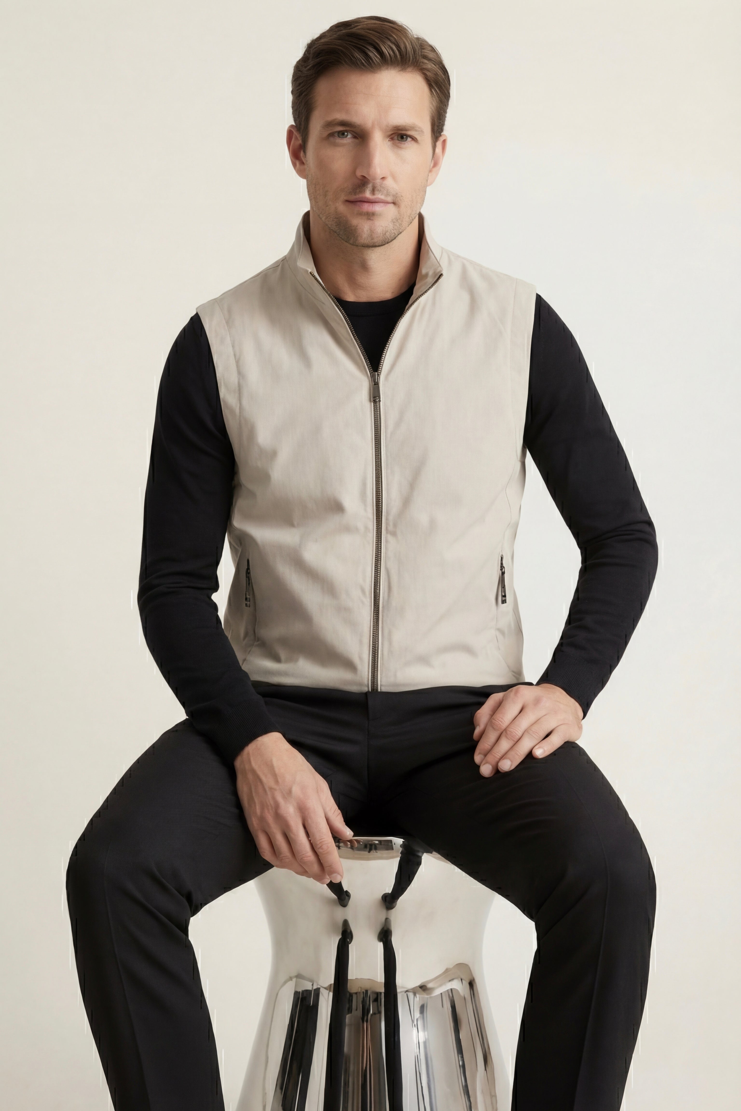 Lecco Stand-Collar Zip Vest Sand