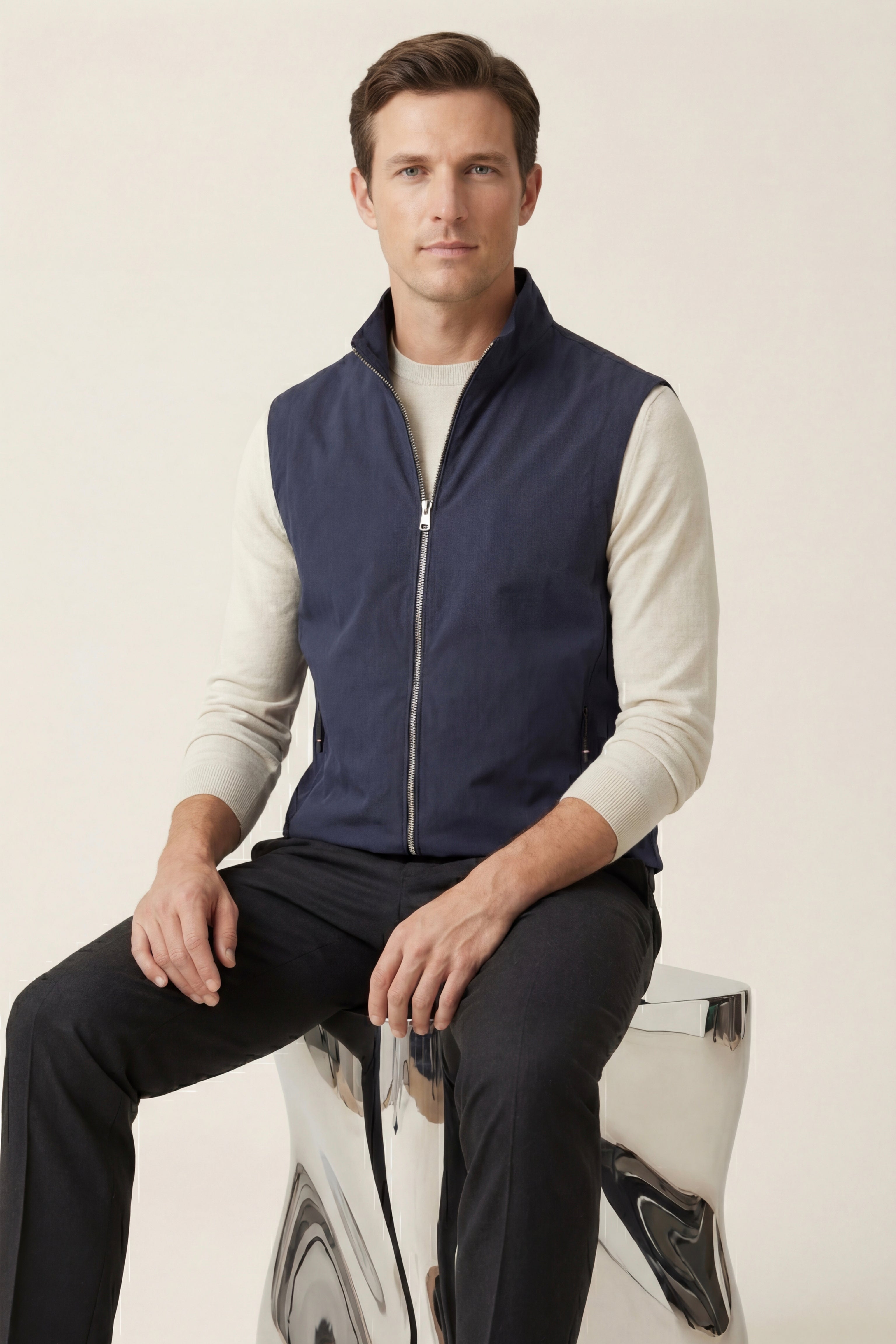Lecco Stand-Collar Zip Vest Navy
