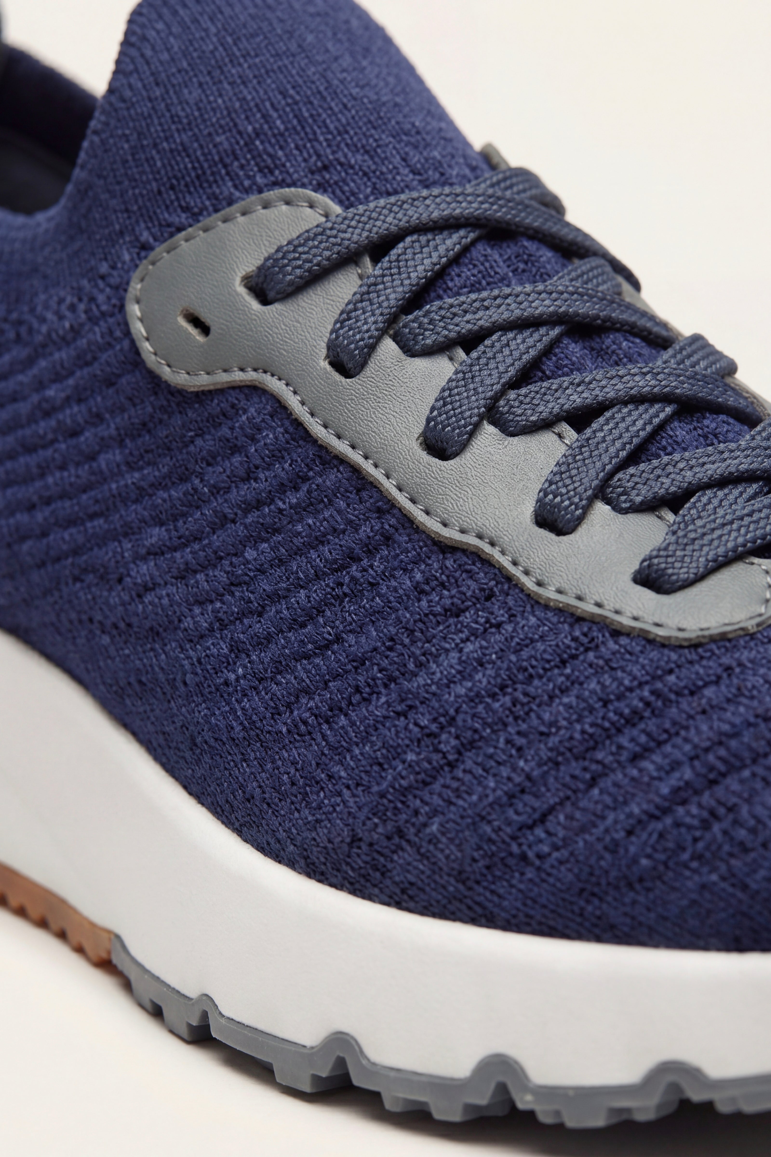 Vicenza Mesh Runner Navy Blue